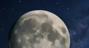 القمر الدموي الأحمر العملاق والخسوف